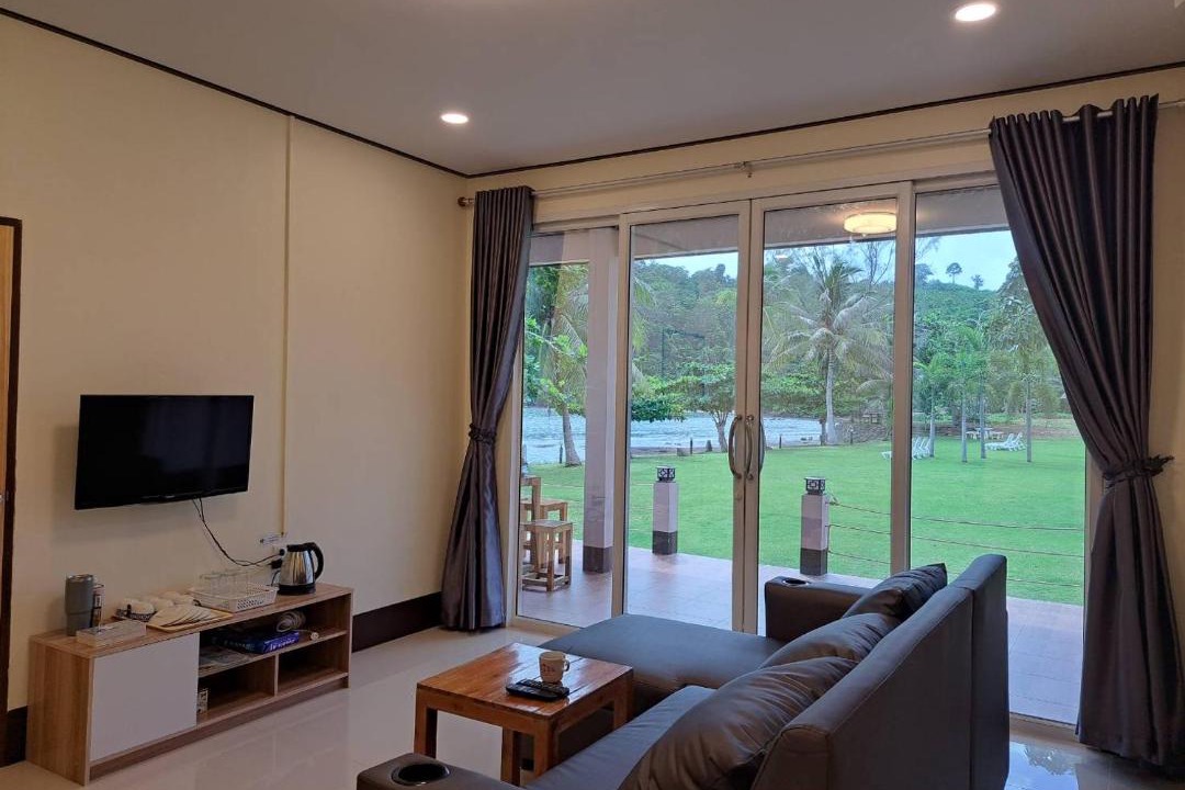Photo of Livingroom in Laem Ngop
