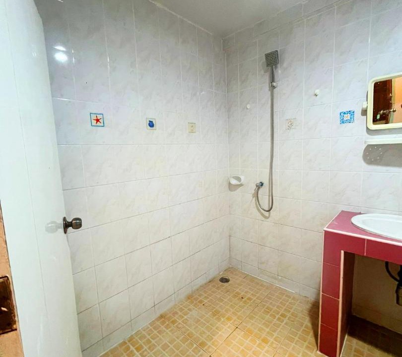 Photo of Bathroom in Koh Kaew