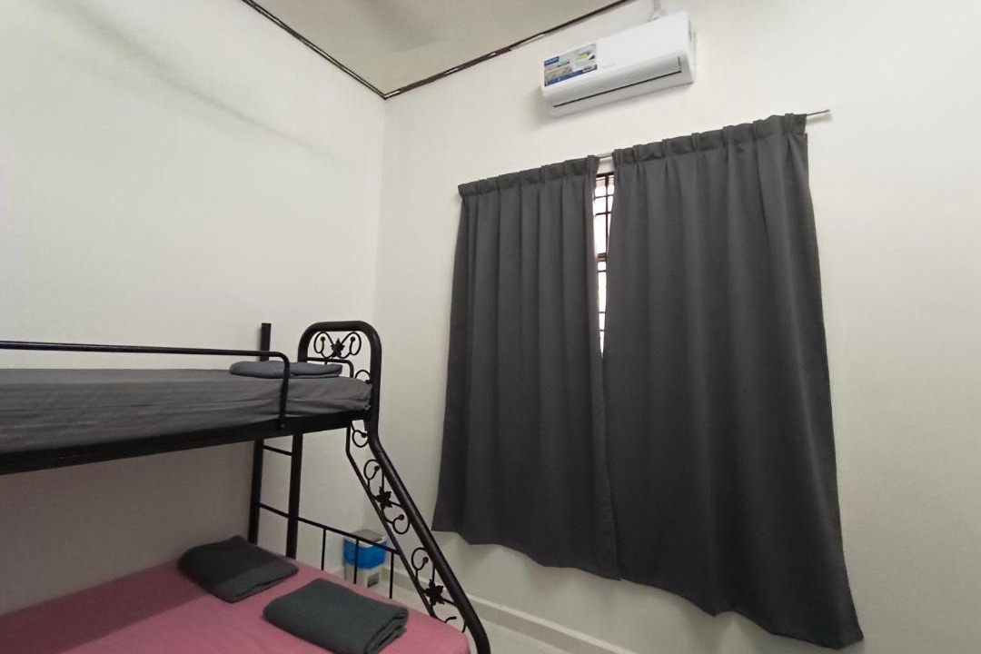 Photo of Bedroom in Marang