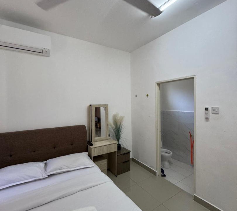 Photo of Bedroom in Trong