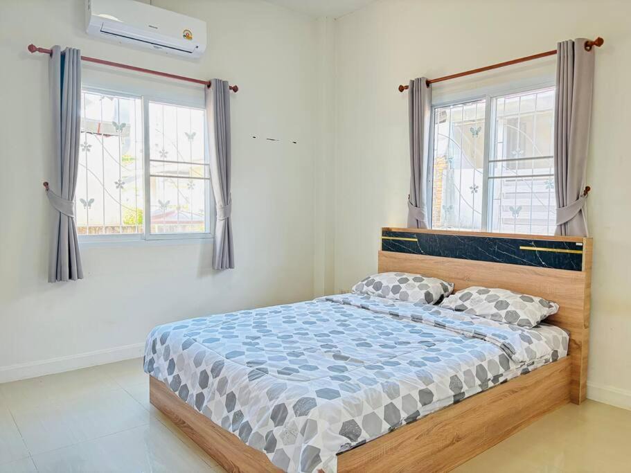 Photo of Bedroom in San Sai