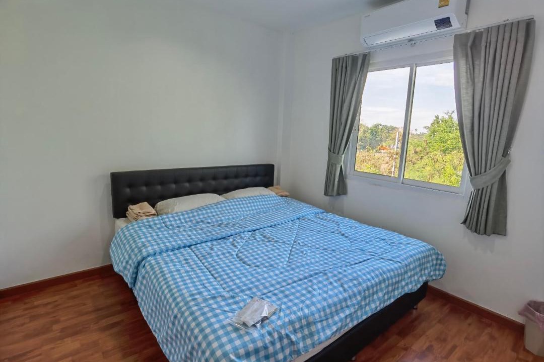 Photo of Bedroom in Nakhon Chai Si