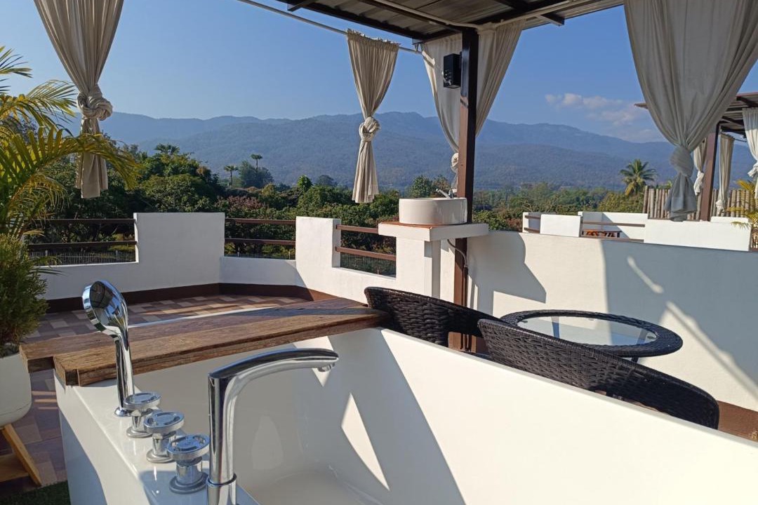 Photo of Patio Balcony in Chom Thong