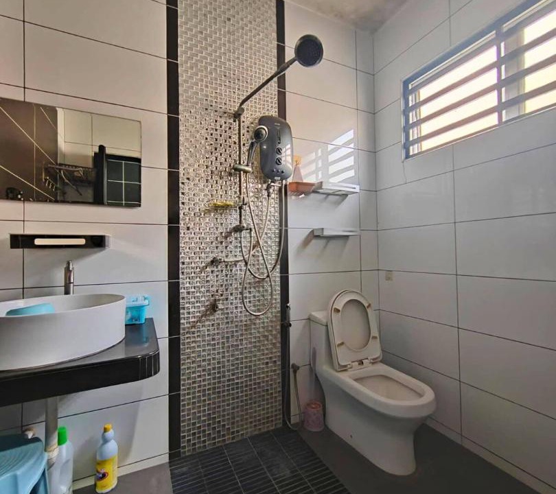 Photo of Bathroom in Muar