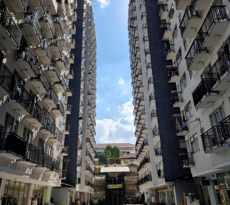Photo of Buildings in Cipaganti