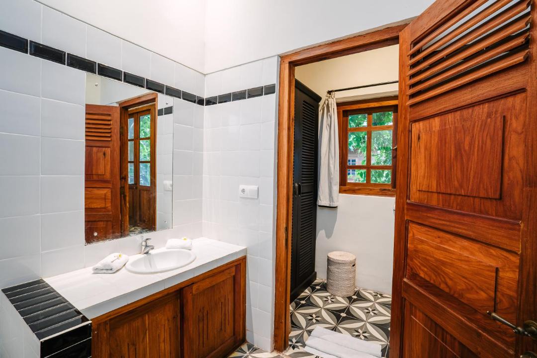 Photo of Bathroom in Bandanaira