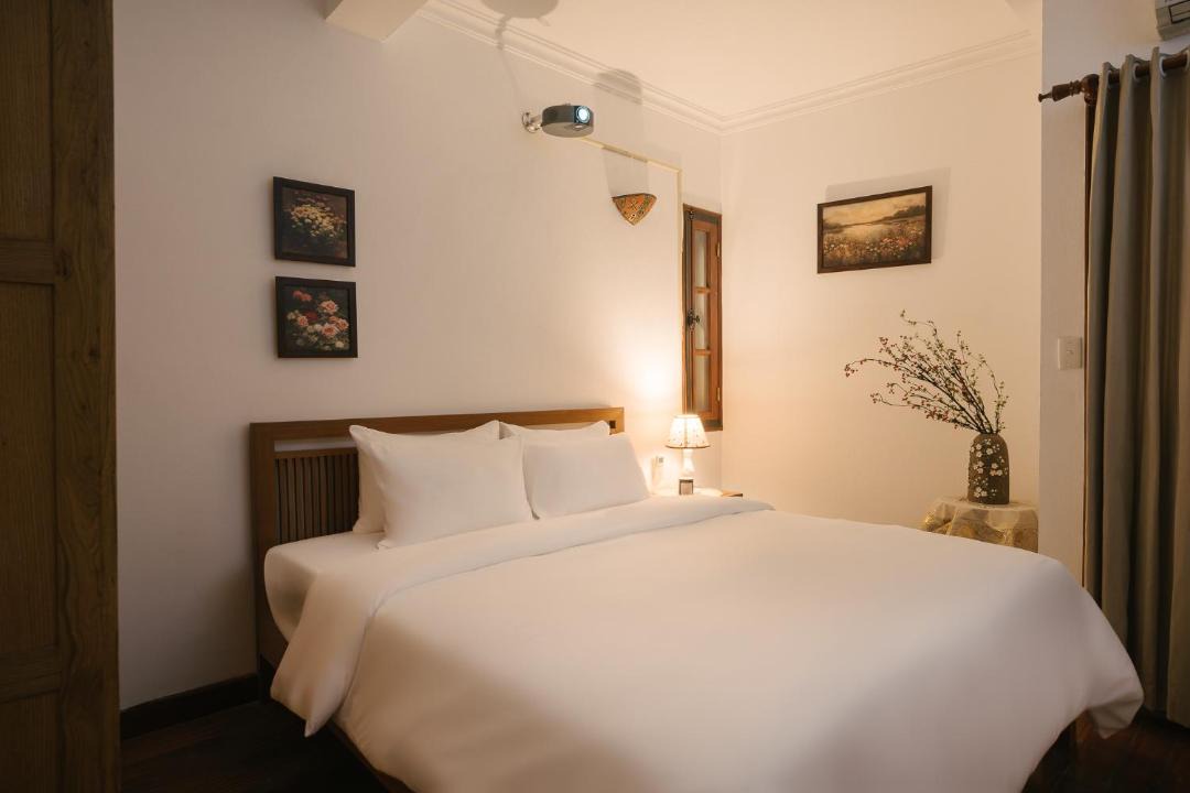 Photo of Bedroom in Quang An