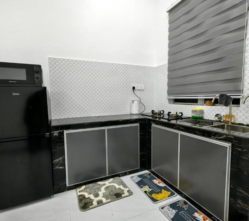 Photo of Kitchen in Kampung Gong Bayor