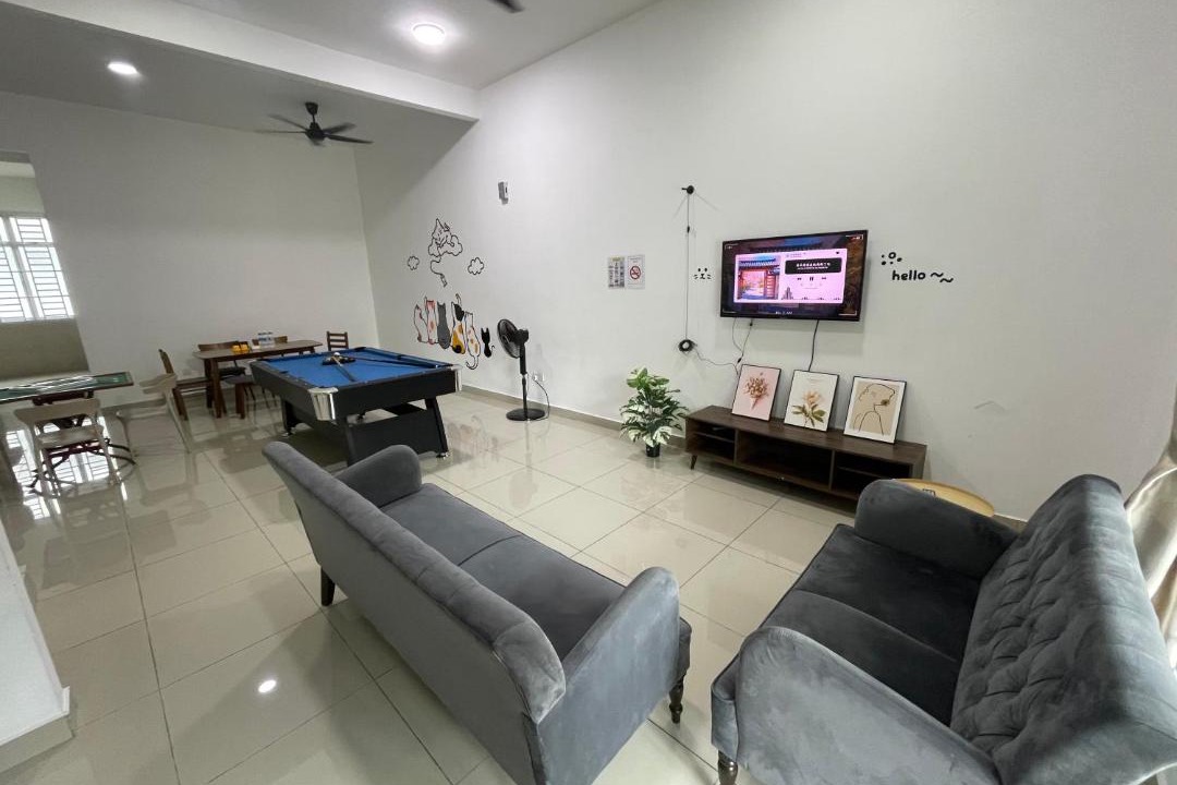Photo of Livingroom in Taman Mount Austin