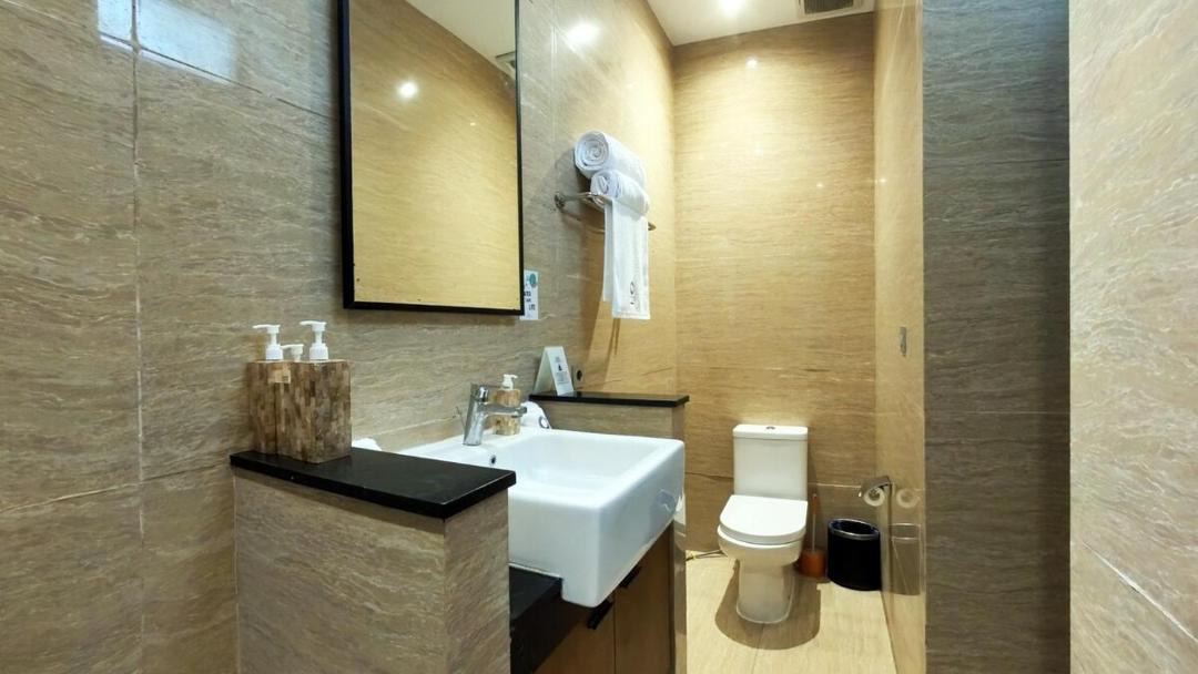 Photo of Bathroom in Mumbul