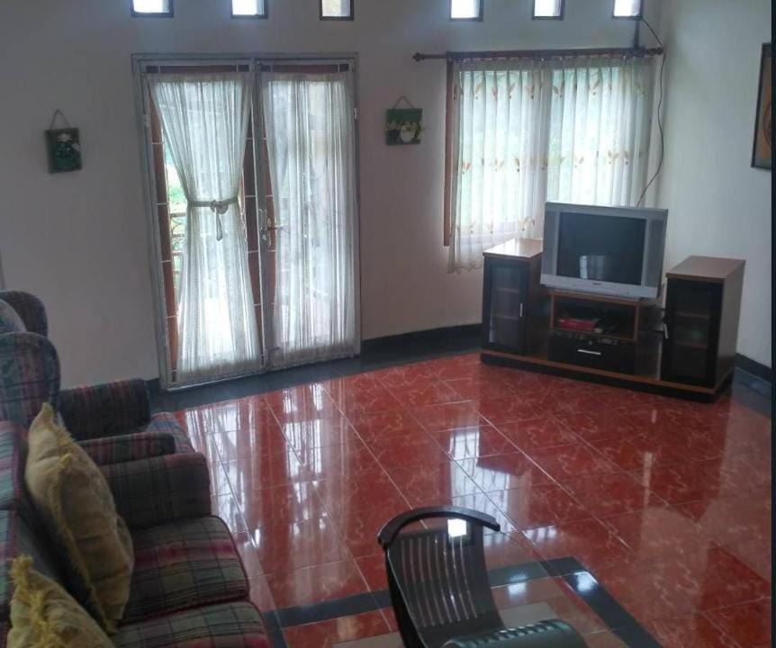 Photo of Livingroom in Ciater