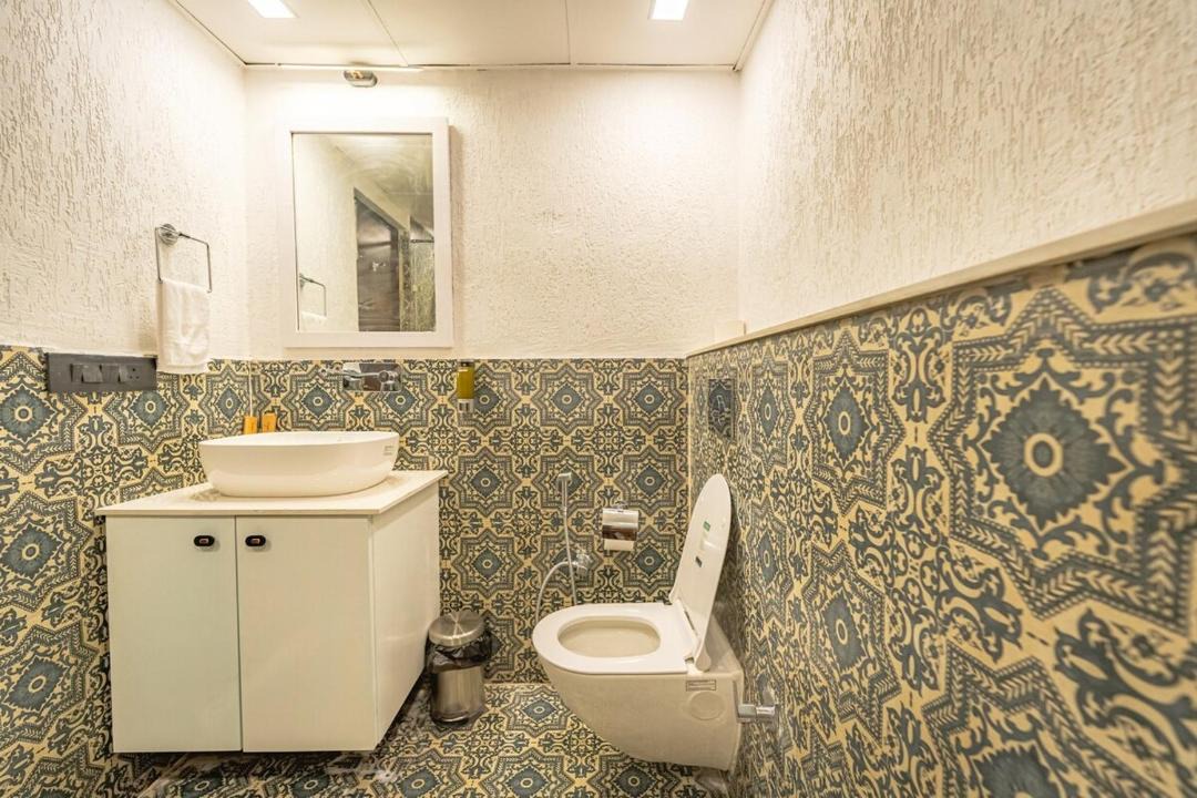Photo of Bathroom in Tapovan