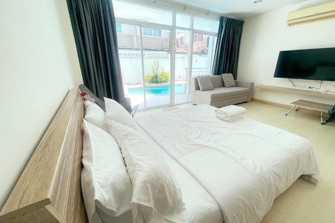 Photo of Bedroom in Ban Bang Saen