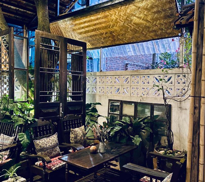Photo of Others in Hoa Lu