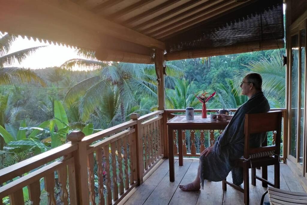 Photo of Others in East Selemadeg
