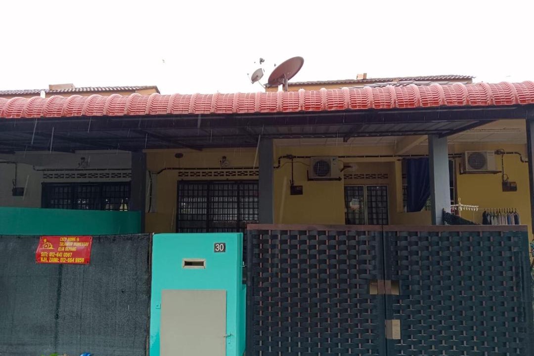 Photo of Buildings in Banting