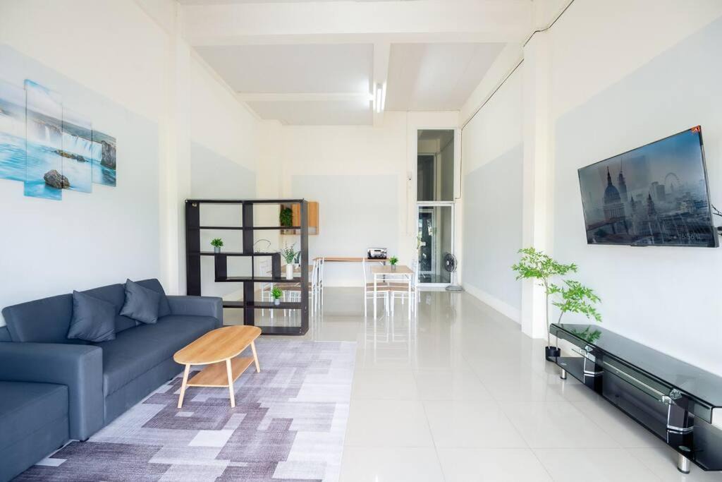 Photo of Livingroom in Khlong Hae