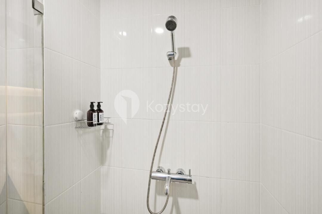 Photo of Bathroom in Senayan