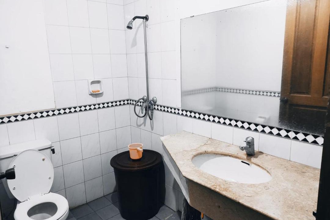 Photo of Bathroom in Carita