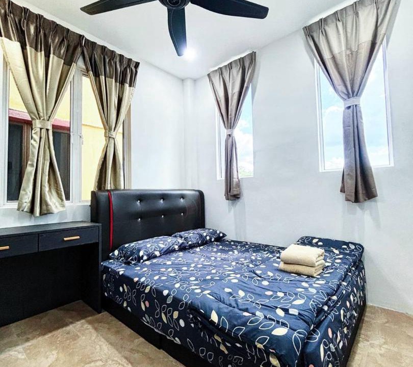 Photo of Bedroom in Durian Sebatang