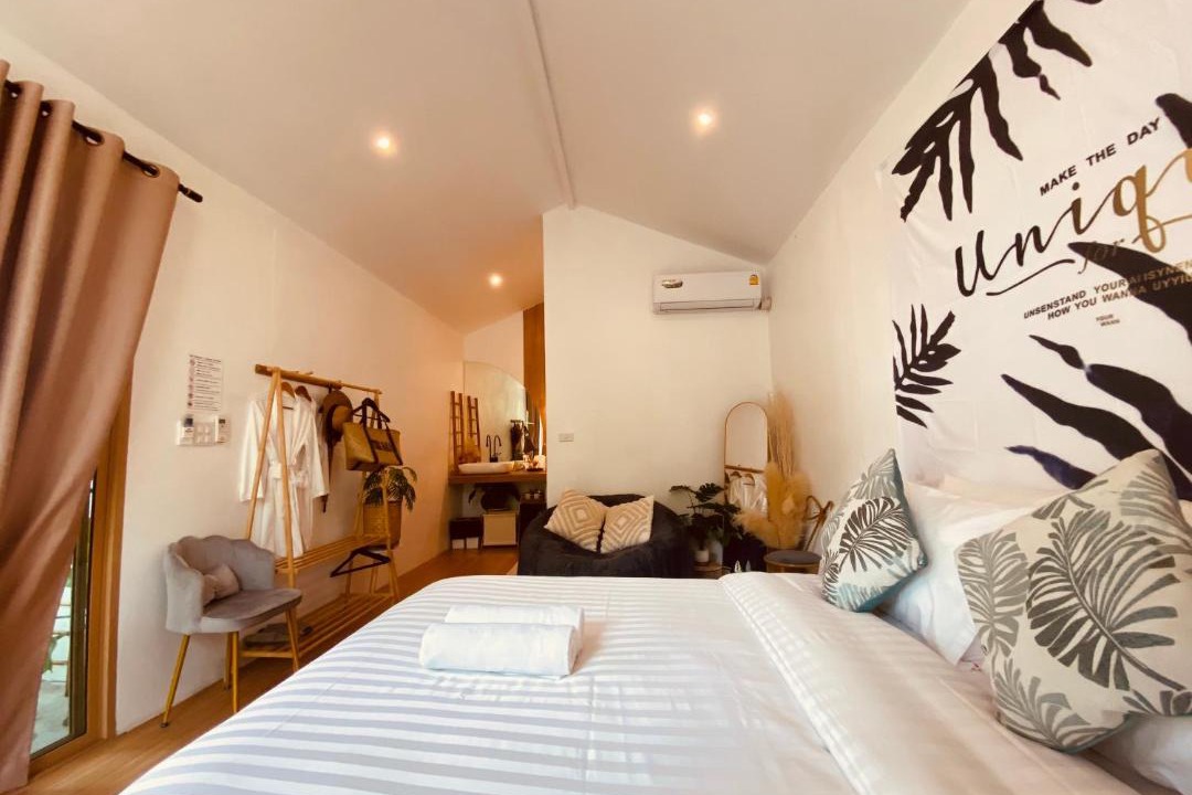 Photo of Bedroom in Koh Lan