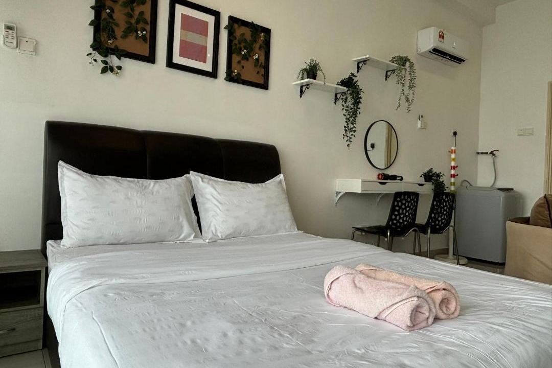 Photo of Bedroom in Taman Mount Austin