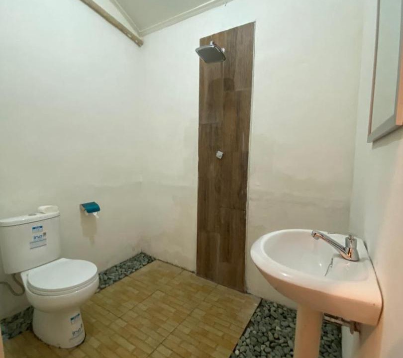 Photo of Bathroom in Kalipuro