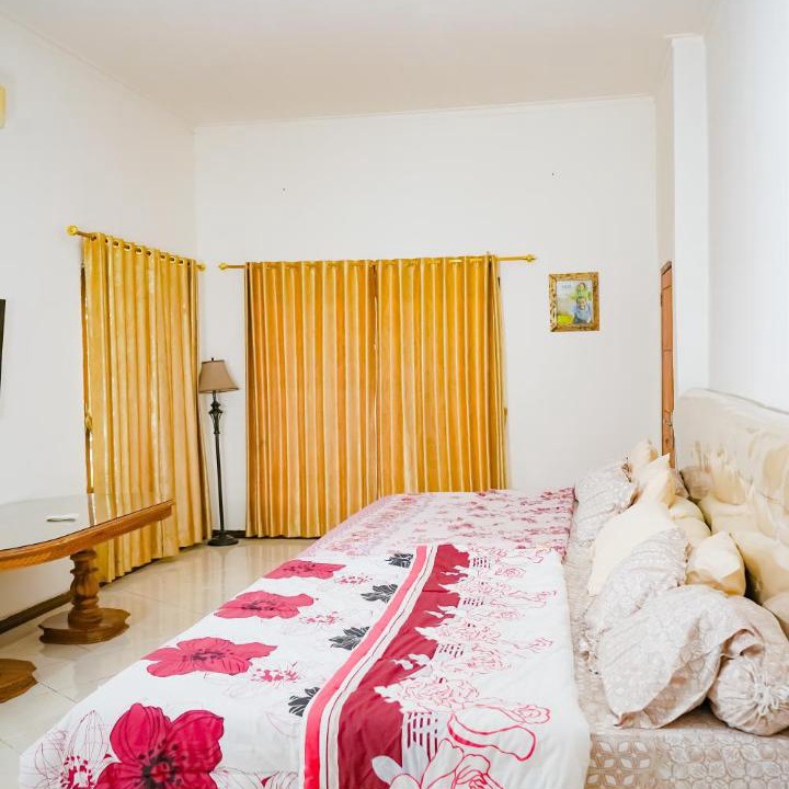 Photo of Bedroom in Sukaraja