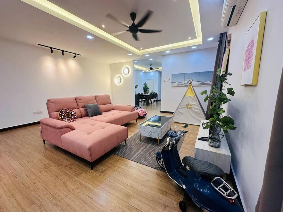 Photo of Livingroom in Sekudai