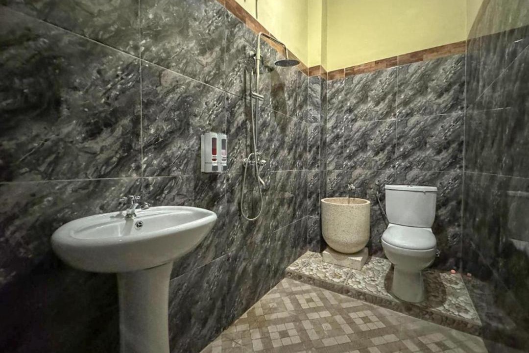 Photo of Bathroom in Temon