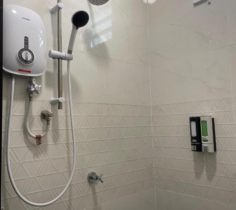 Photo of Bathroom in Keladong
