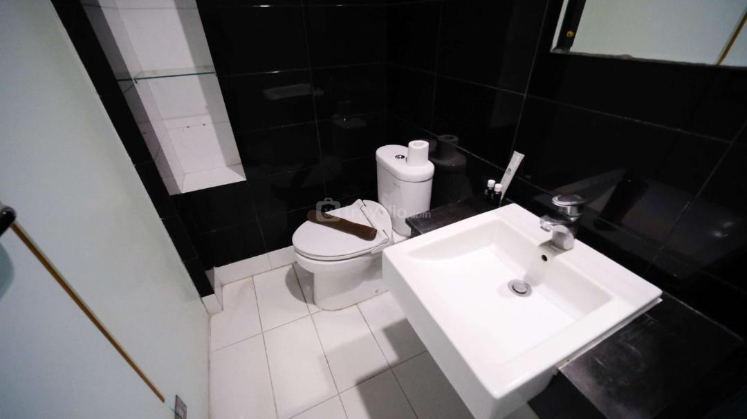 Photo of Bathroom in Siwalankerto