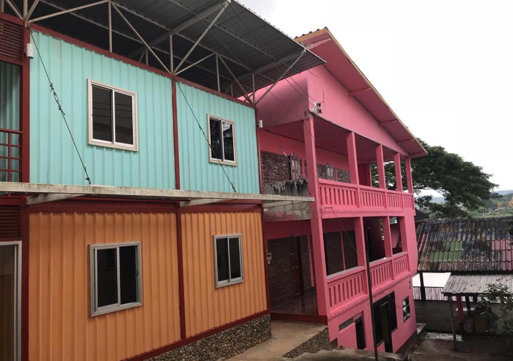 Photo of Others in Houayxay