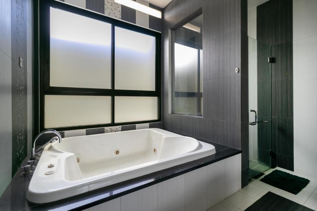 Photo of Bathroom in Ciburial