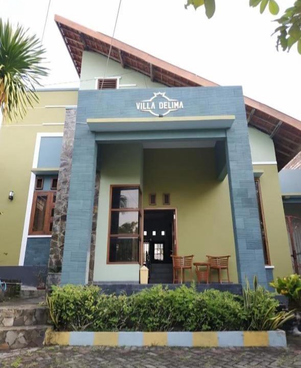 Photo of Buildings in Paciran