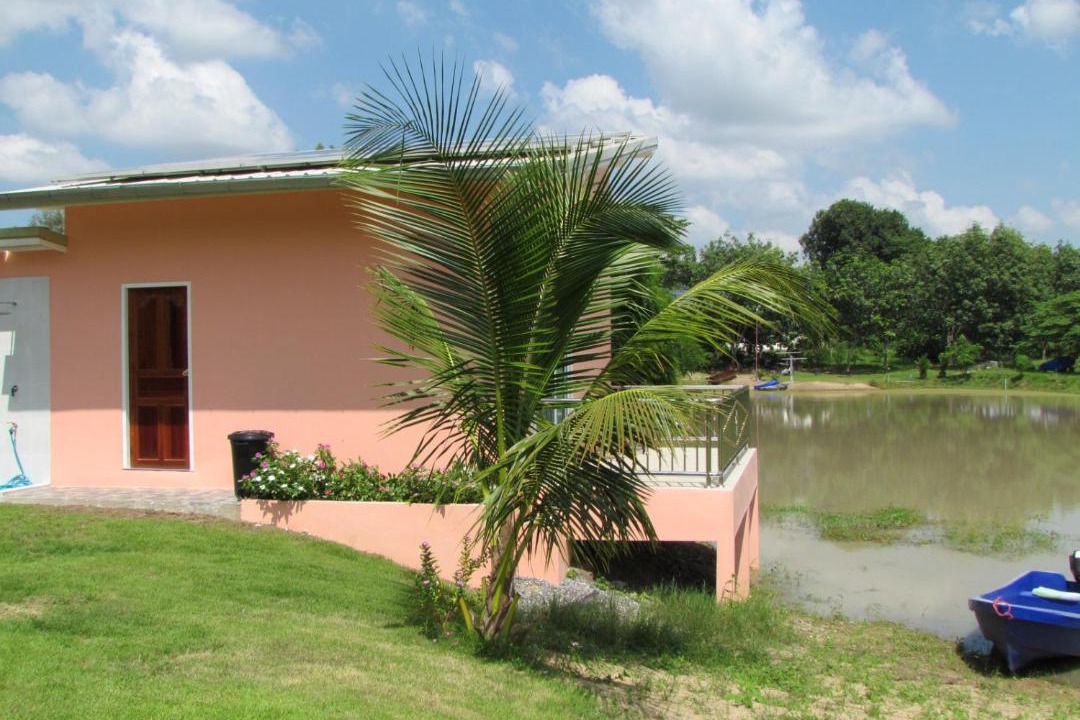 Photo of Buildings in Mae Wong