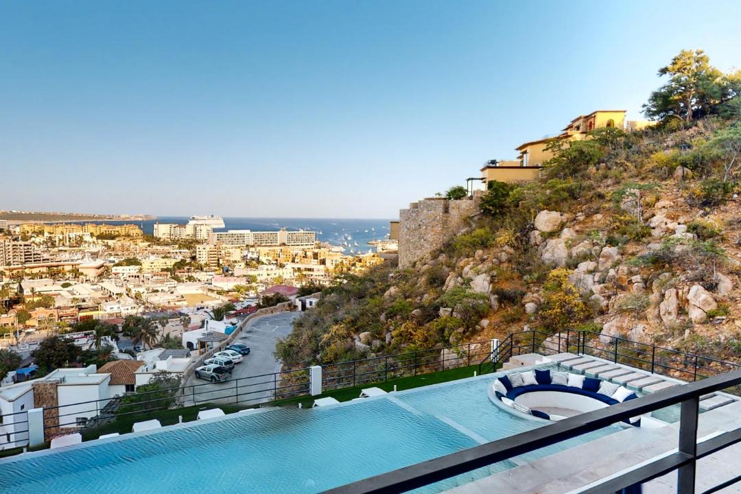 Photo of Others in Pedregal
