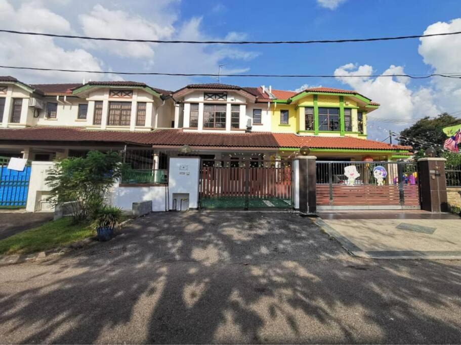 Photo of Buildings in Bandar Baru Permas Jaya
