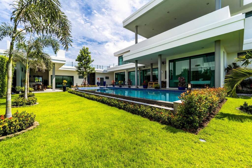 Photo of Buildings in Hua Hin