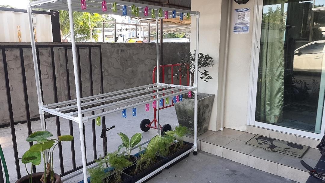 Photo of Buildings in Saen Suk