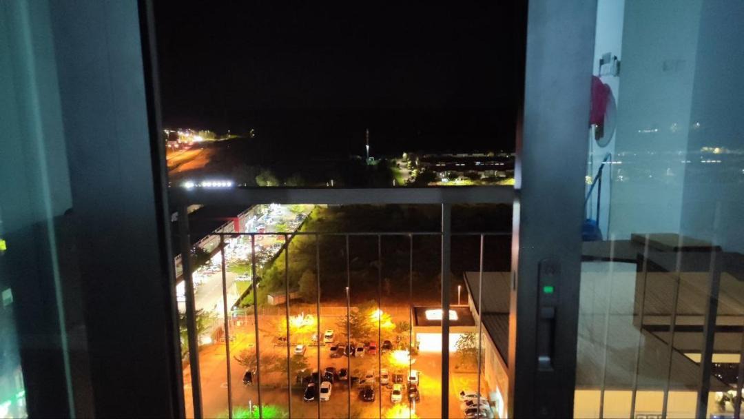 Photo of Patio Balcony in Bandar Penawar