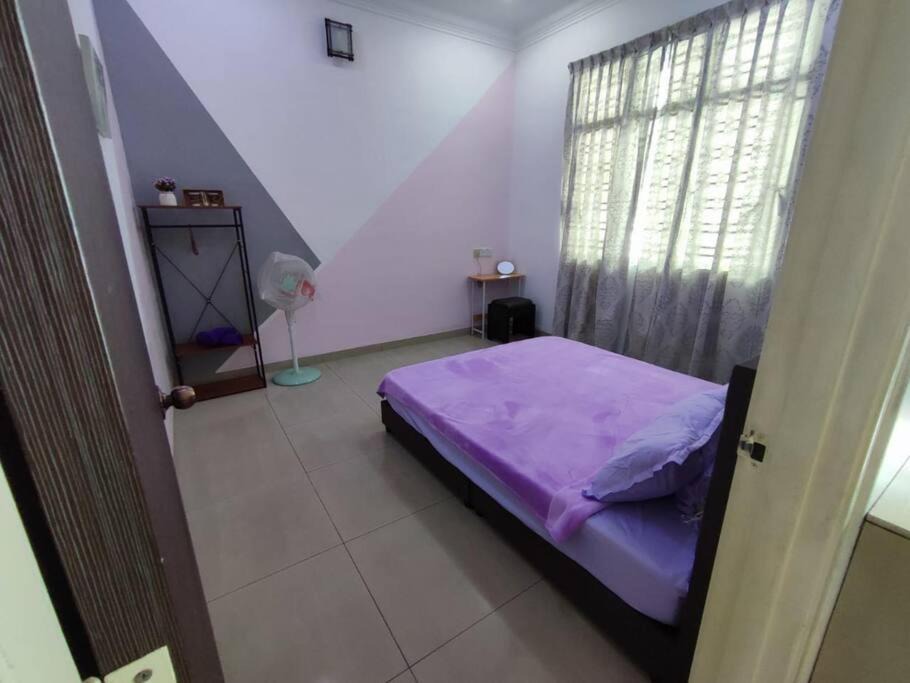 Photo of Bedroom in Batu Pahat