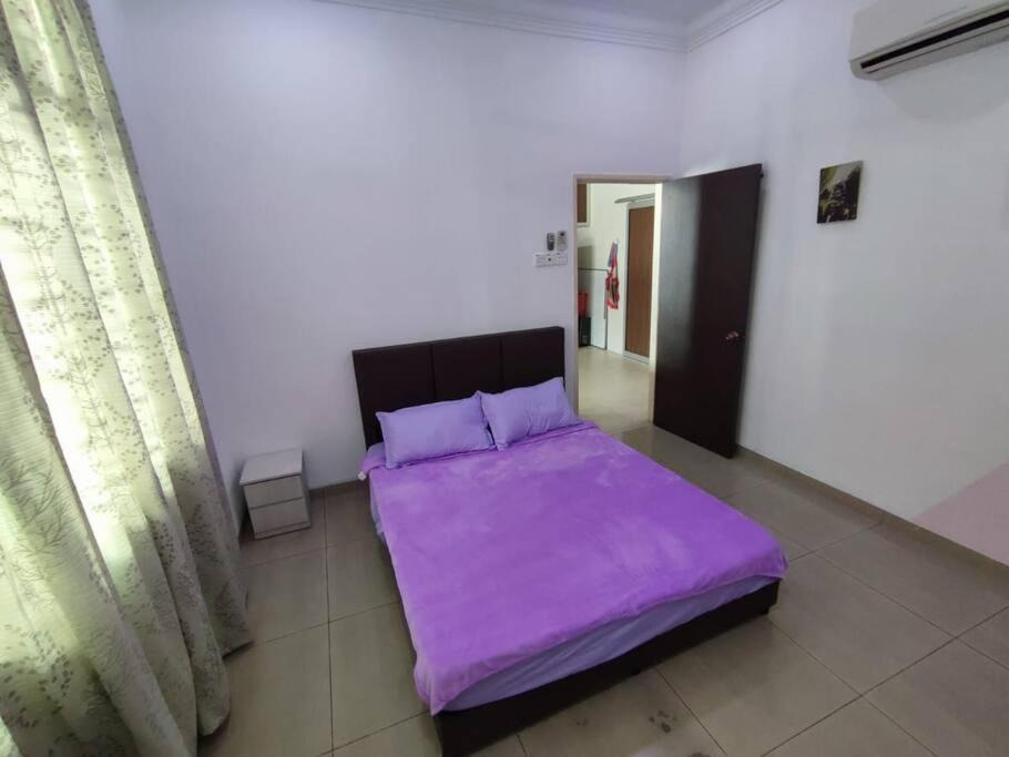 Photo of Bedroom in Batu Pahat