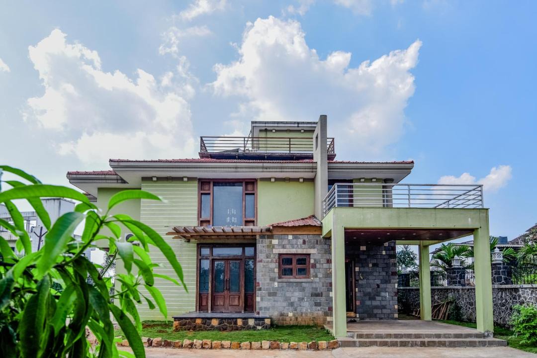 Photo of Buildings in Lonavala