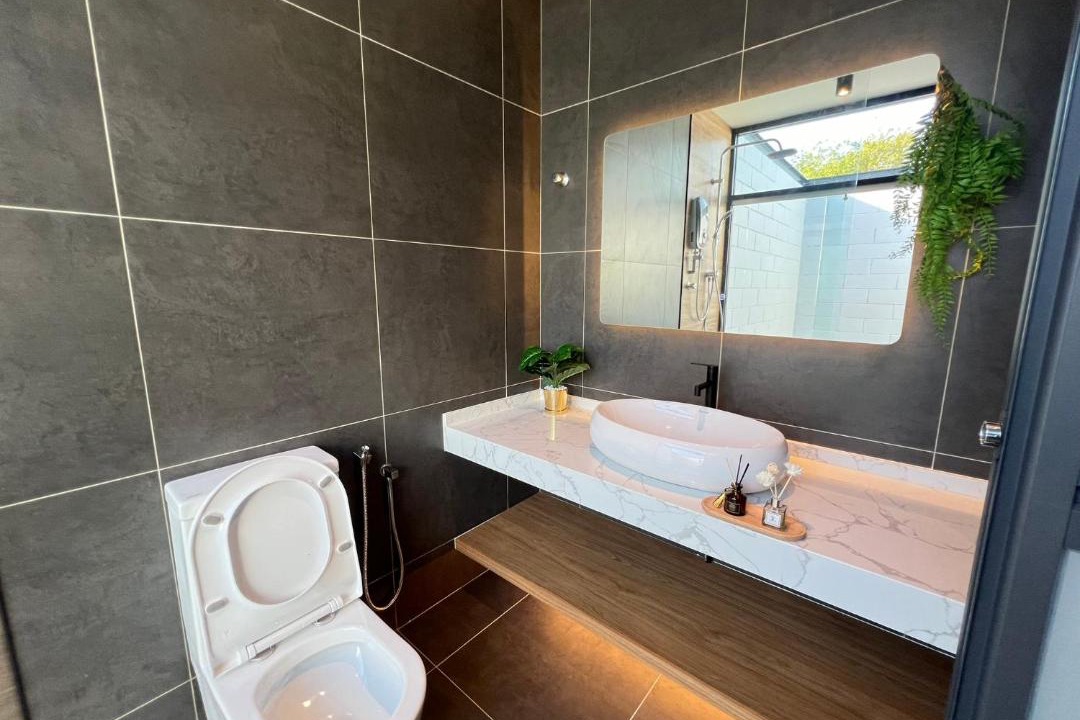 Photo of Bathroom in Kampung Alor Akar