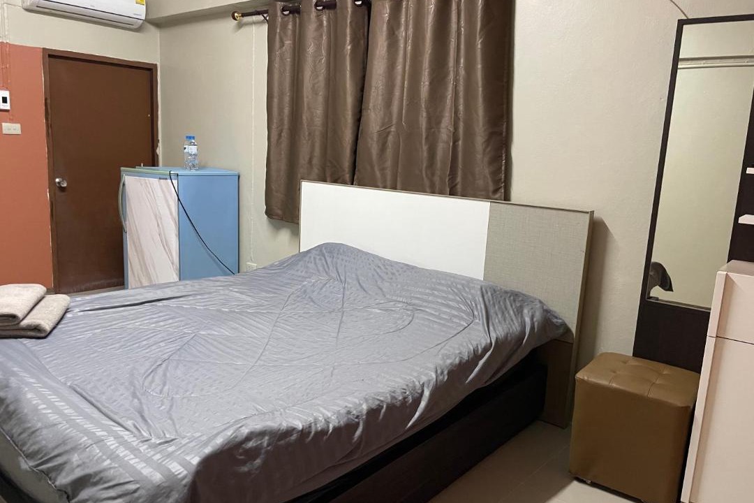 Photo of Bedroom in Khlong Thanon