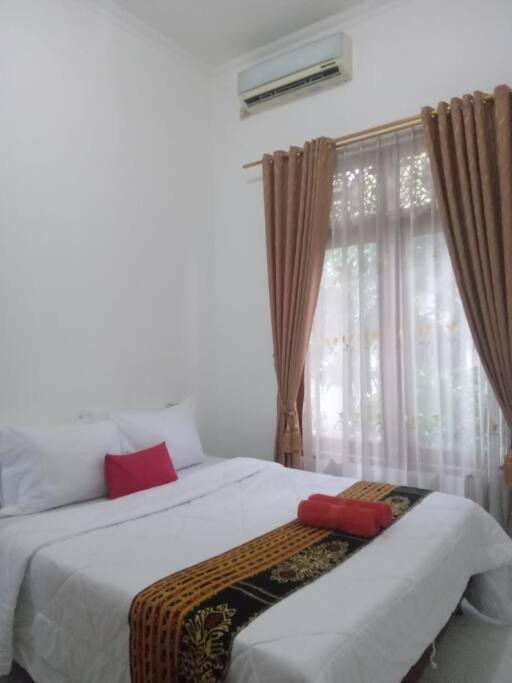 Photo of Bedroom in Srimulyo