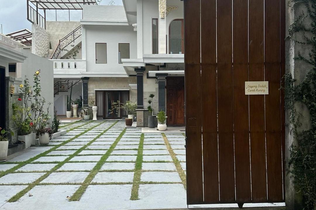 Photo of Buildings in Candikuning