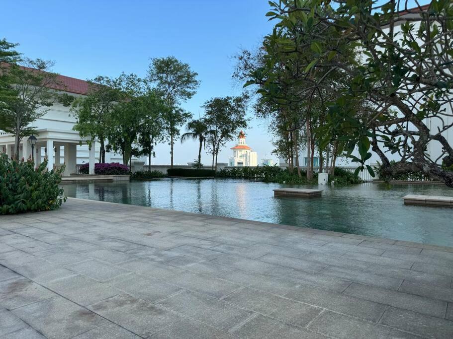 Photo of Buildings in Seri Tanjung Pinang