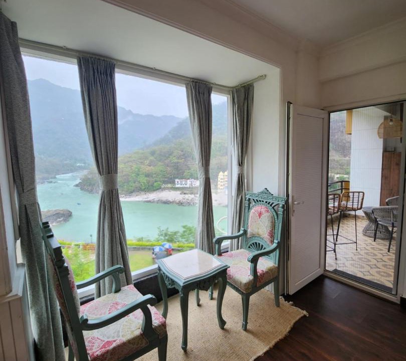 Photo of Livingroom in Tapovan